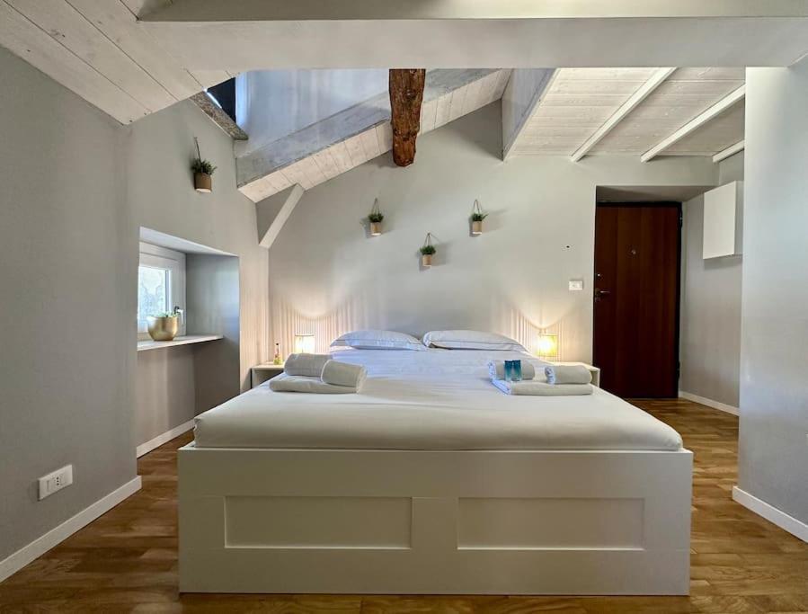 Romano Suite Turin Bagian luar foto